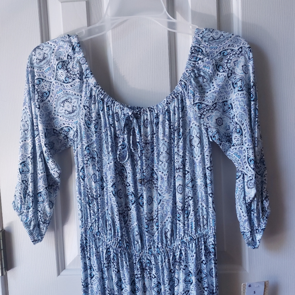 BeBop - NWT Off-the-Shoulder Midi Blue Floral Dress (Junior's) - Picture 3 of 12